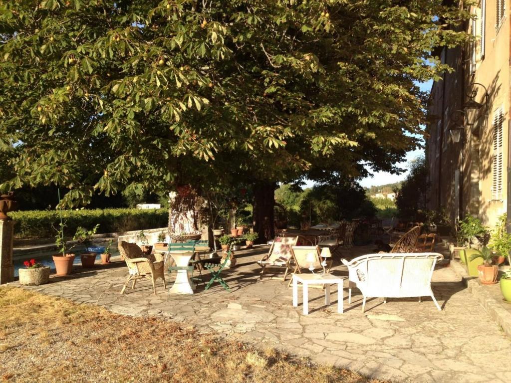 B&B Domaine Le Clos Du Pavillon Brignoles Exteriör bild