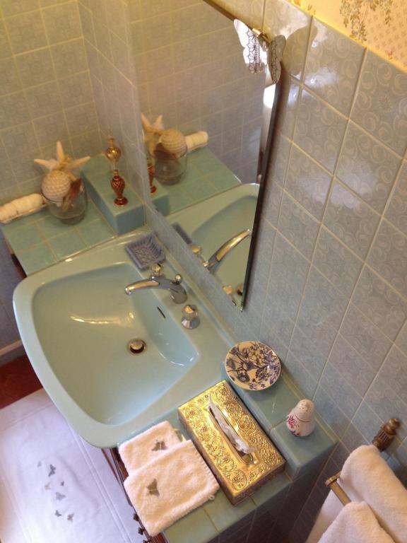 B&B Domaine Le Clos Du Pavillon Brignoles Rum bild